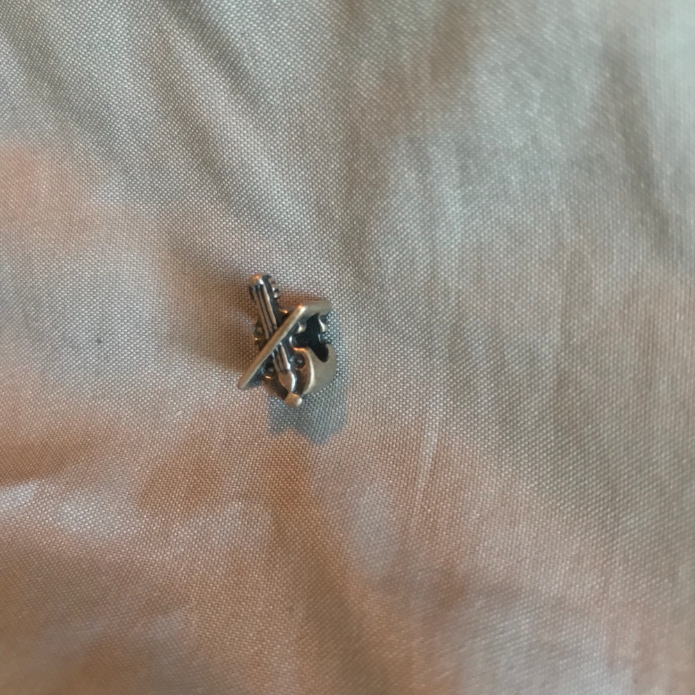 Violin pandora charm